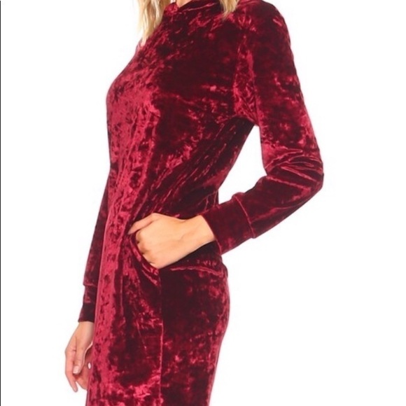 1 Left! Cute! Black Velvet Top w/Pockets - Picture 5 of 6